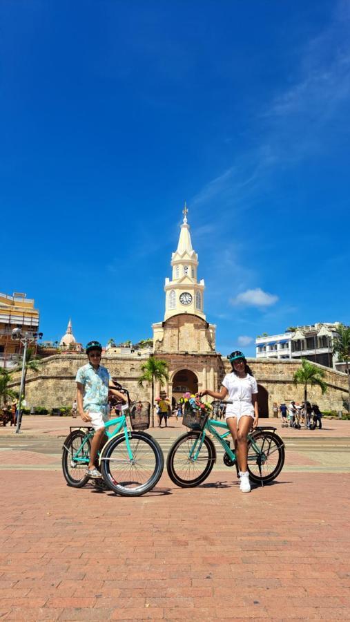 Hostel Shalom Adonai Cartagena Екстериор снимка
