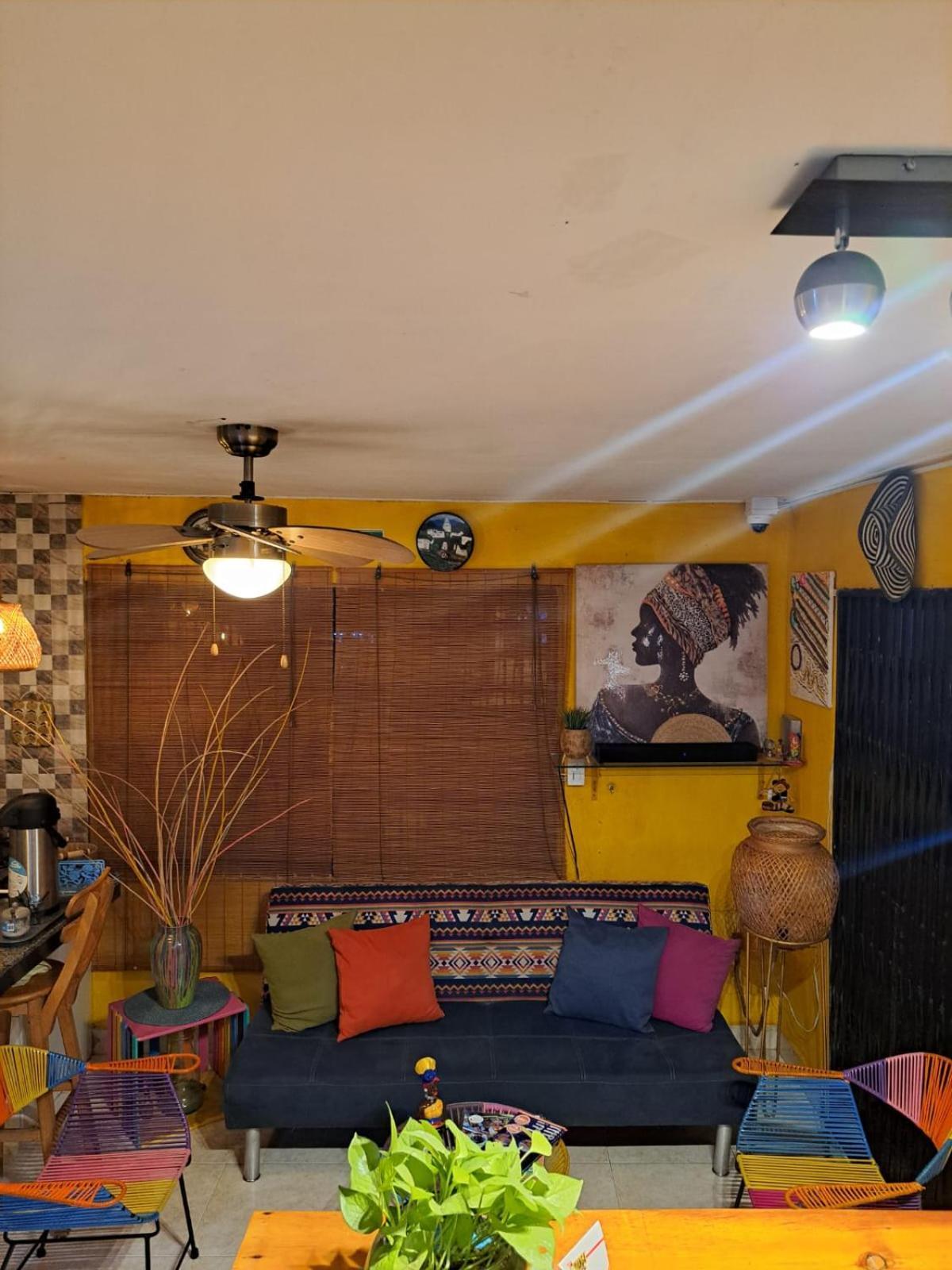 Hostel Shalom Adonai Cartagena Екстериор снимка