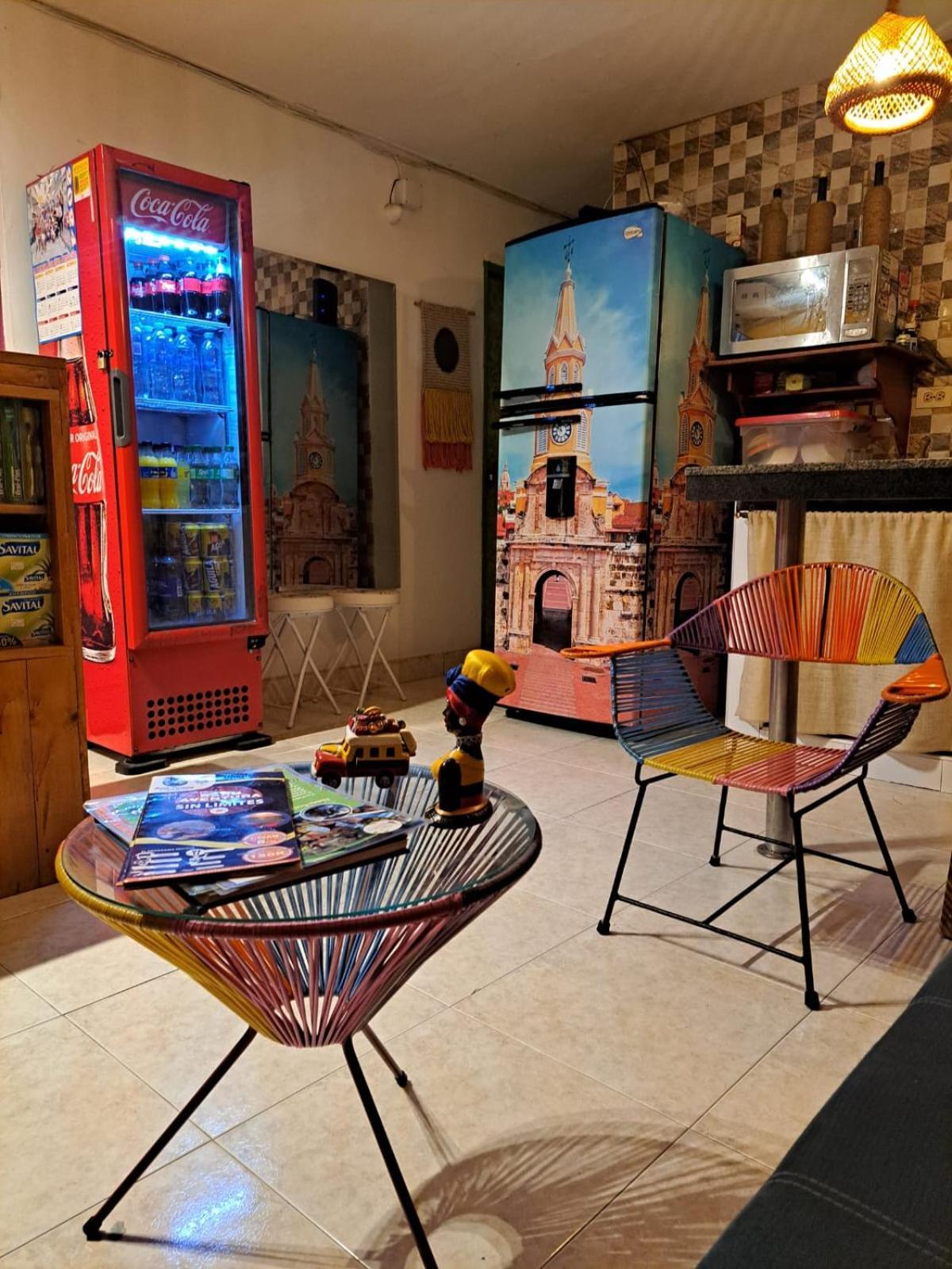 Hostel Shalom Adonai Cartagena Екстериор снимка